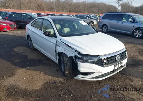 2021 Volkswagen Jetta 1.4T R-Line/1.4T S/1.4T Se из США, поврежденный, VIN 3VWC57BUXMM014009